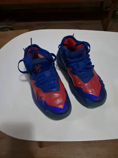Zapatillas deportivas Adidas D.O.N. azul y rojo - miniatura 2
