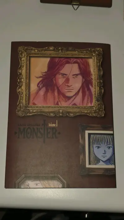 Manga Monster Volumen 1 de Naoki Urasawa - miniatura 1