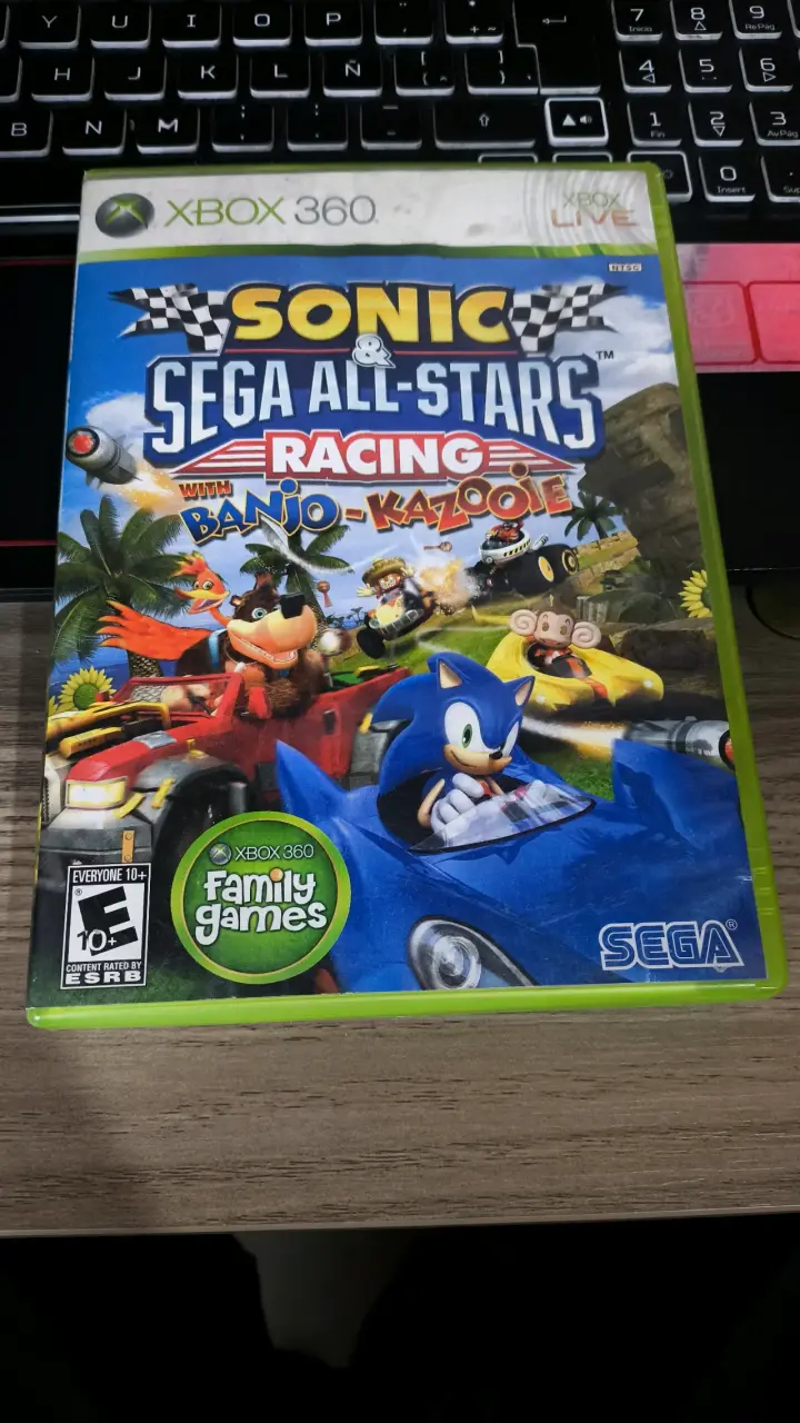 Juego Sonic & Sega All-Stars Racing para Xbox 360 - 1