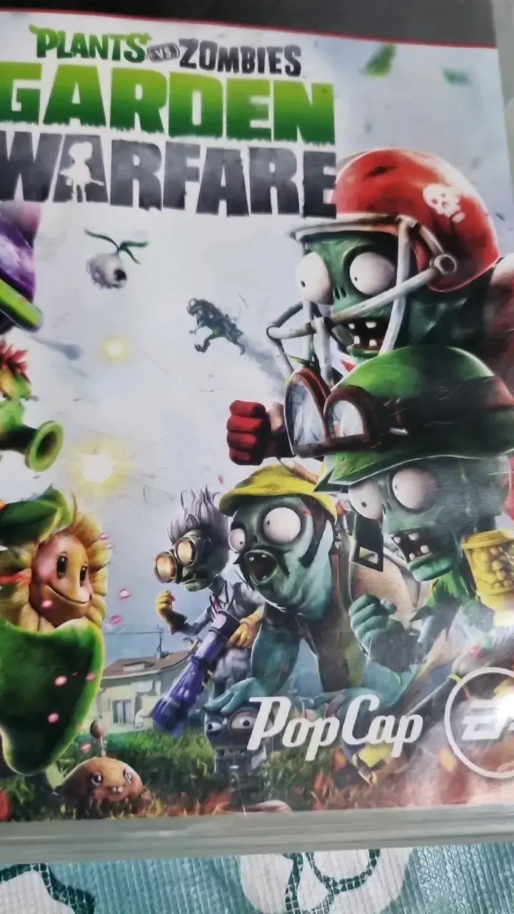 Juego PS3 Plants vs Zombies Garden Warfare - 2
