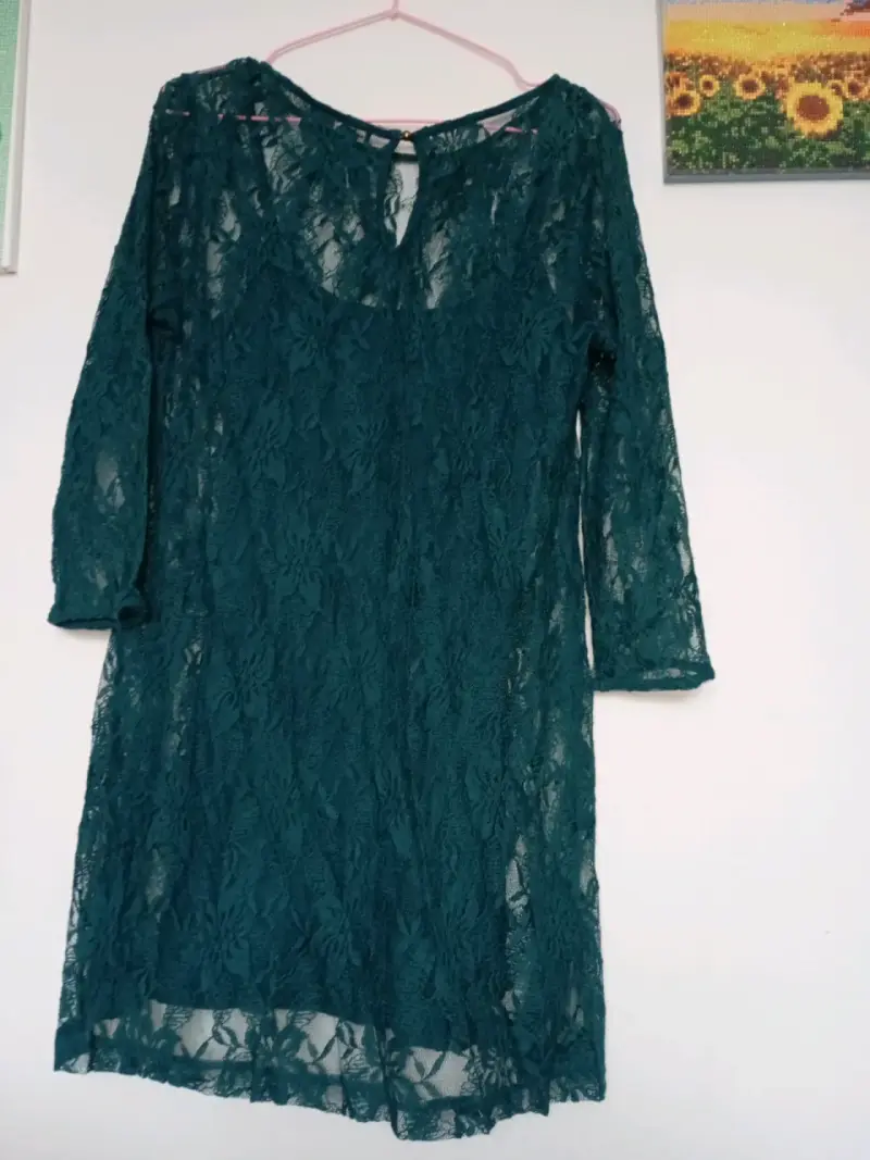 Vestido de encaje verde elegante