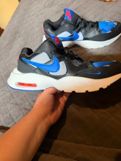 Zapatillas deportivas Nike negras y azules - miniatura 2