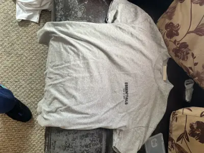 Polera Gris Essentials Fear of God - miniatura 1