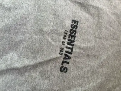 Polera Gris Essentials Fear of God - miniatura 2