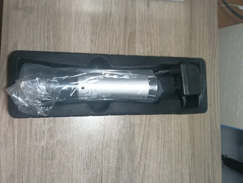 Sacacorchos eléctrico Ecuvée con cargador nuevo - 2
