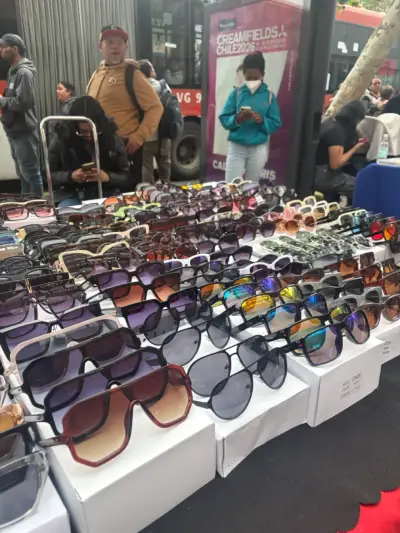 Gafas de sol unisex estilo moderno - miniatura 1