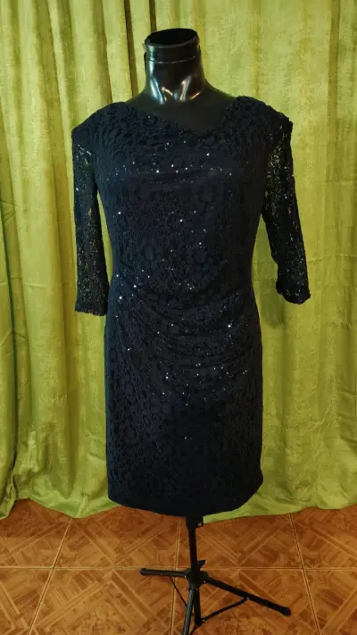 Vestido de encaje azul con lentejuelas - miniatura 1