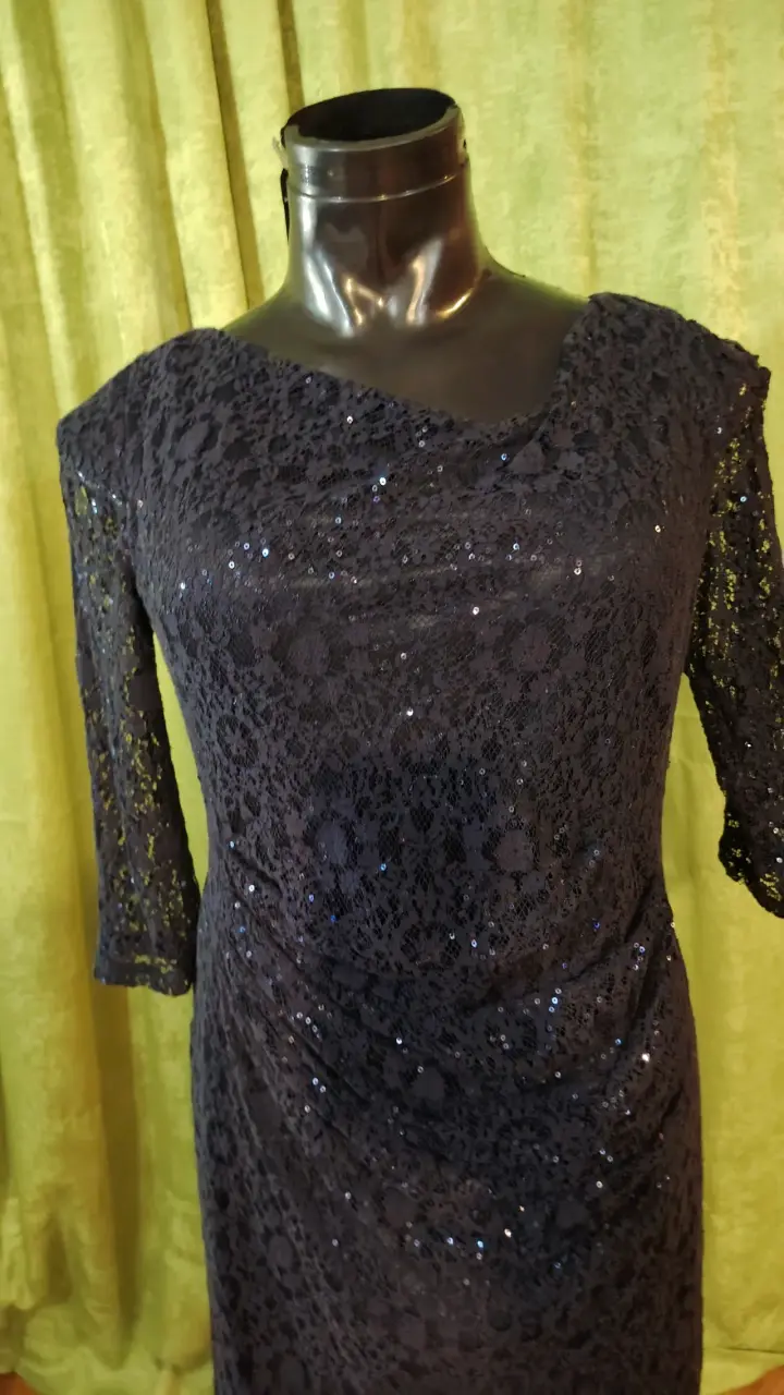 Vestido de encaje azul con lentejuelas - 3