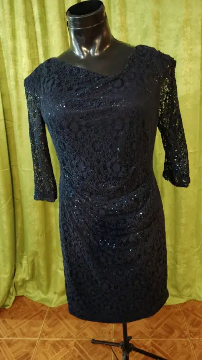 Vestido de encaje azul con lentejuelas - miniatura 6