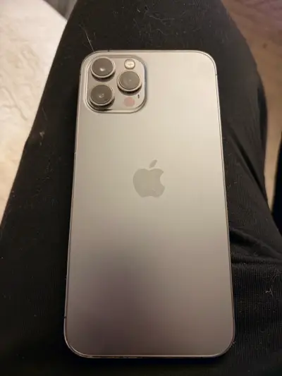 iPhone 12 Pro Max 128GB en buen estado - miniatura 1