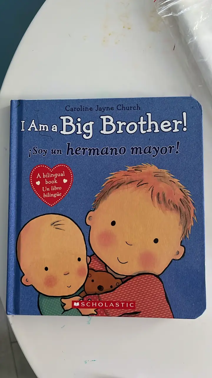 Libro infantil bilingüe 'Soy un hermano mayor'