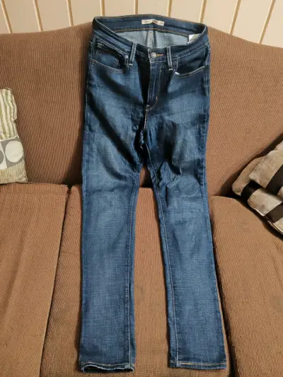 Jeans de mezclilla azul para mujer talla 28 - miniatura 1