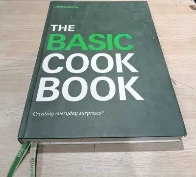 Libro de cocina Thermomix The Basic Cookbook - miniatura 1