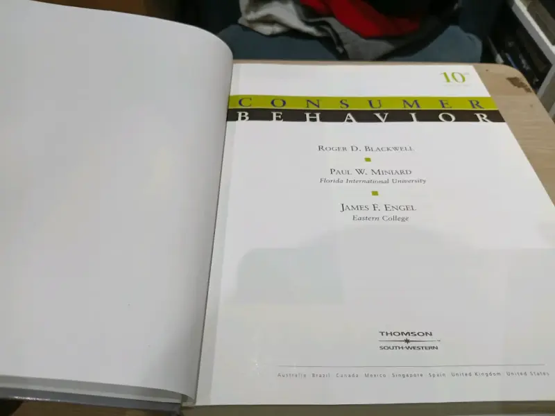 Libro Consumer Behavior 10ª Edición Blackwell - 3