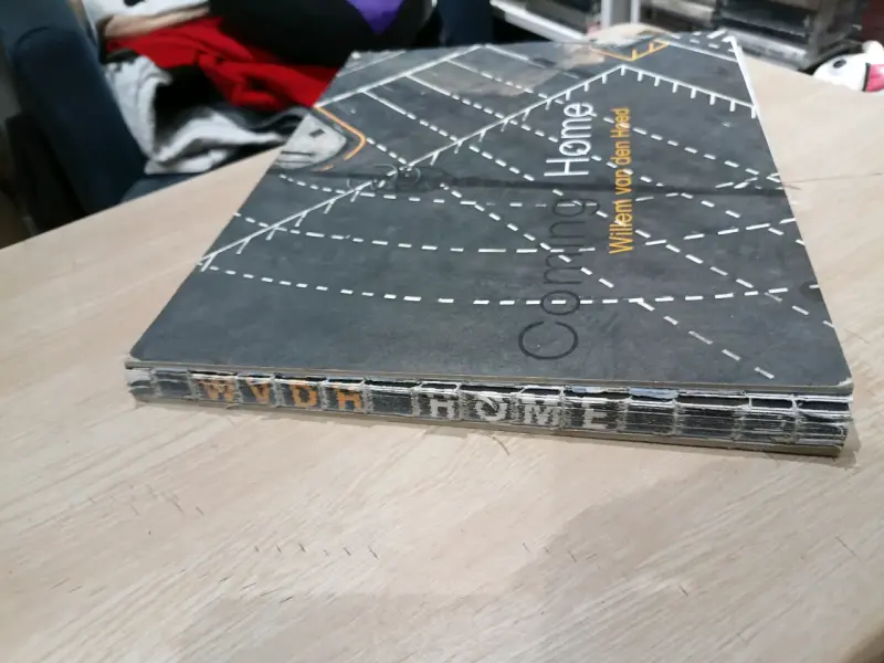 Libro de fotografía 'Coming Home' de Willem van den Hoed - 2