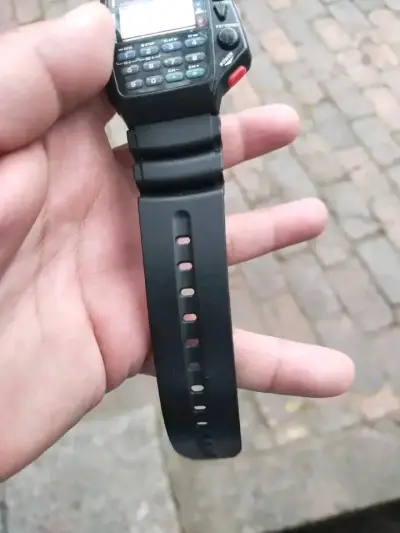 Reloj Casio con Calculadora y Control Remoto - miniatura 5
