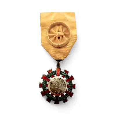 Condecoración Orden Nac al Mérito Ecuador 1929 - miniatura 2