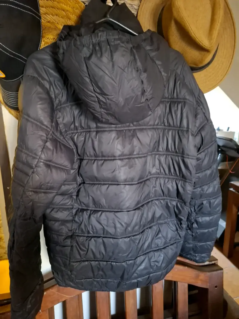 Chaqueta negra con capucha O'Neill talla S - 3