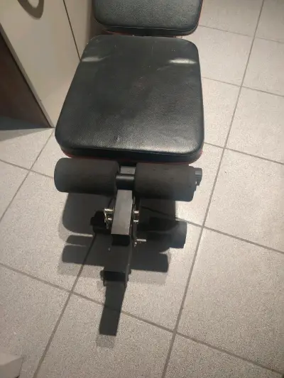 Banco de ejercicios ajustable para gimnasio en casa - miniatura 3