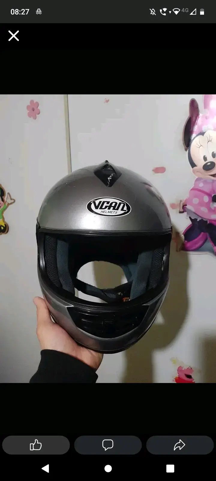 Casco de moto gris Vcan en buen estado