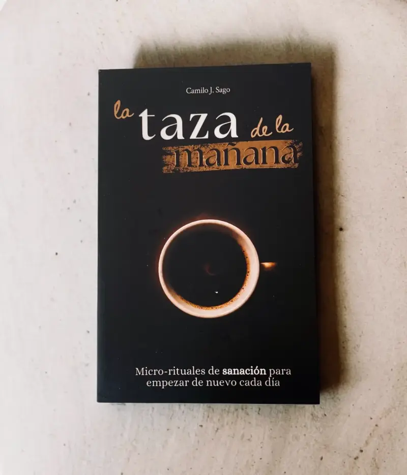 Libro 'La Taza de la Mañana' de Camilo J. Sago