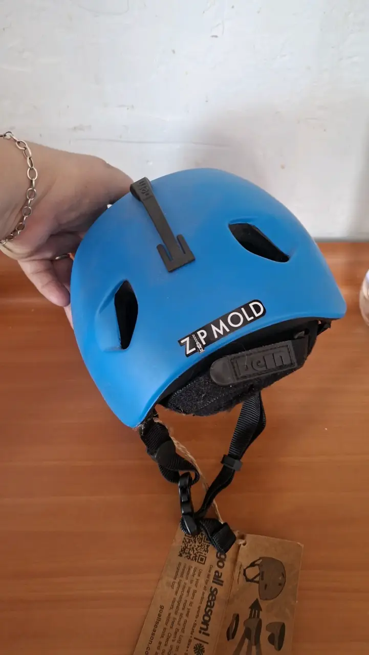 Casco infantil azul para todas las estaciones - 2