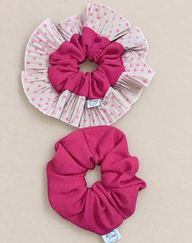 Pack de scrunchies estampados y con plisados - 3