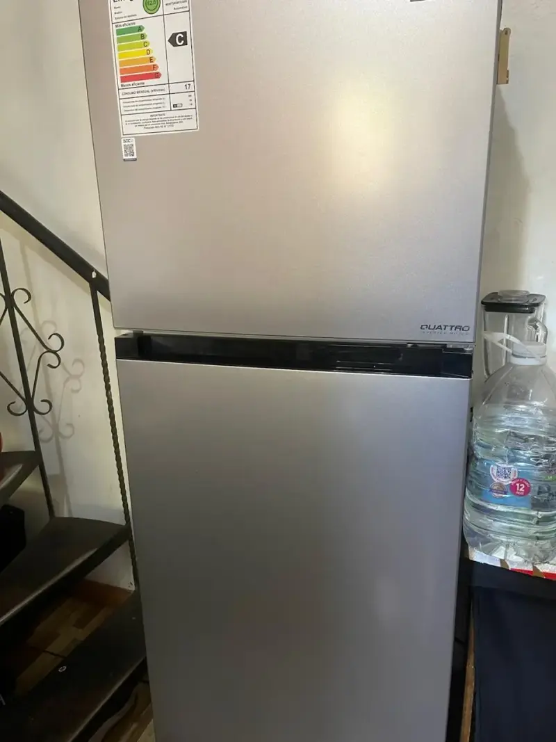 Refrigerador  marca Midea 266 litros no frost - 2