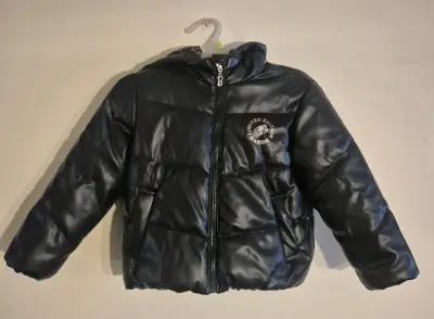 Chaqueta acolchada negra para niña Barbie edición limitada - miniatura 1