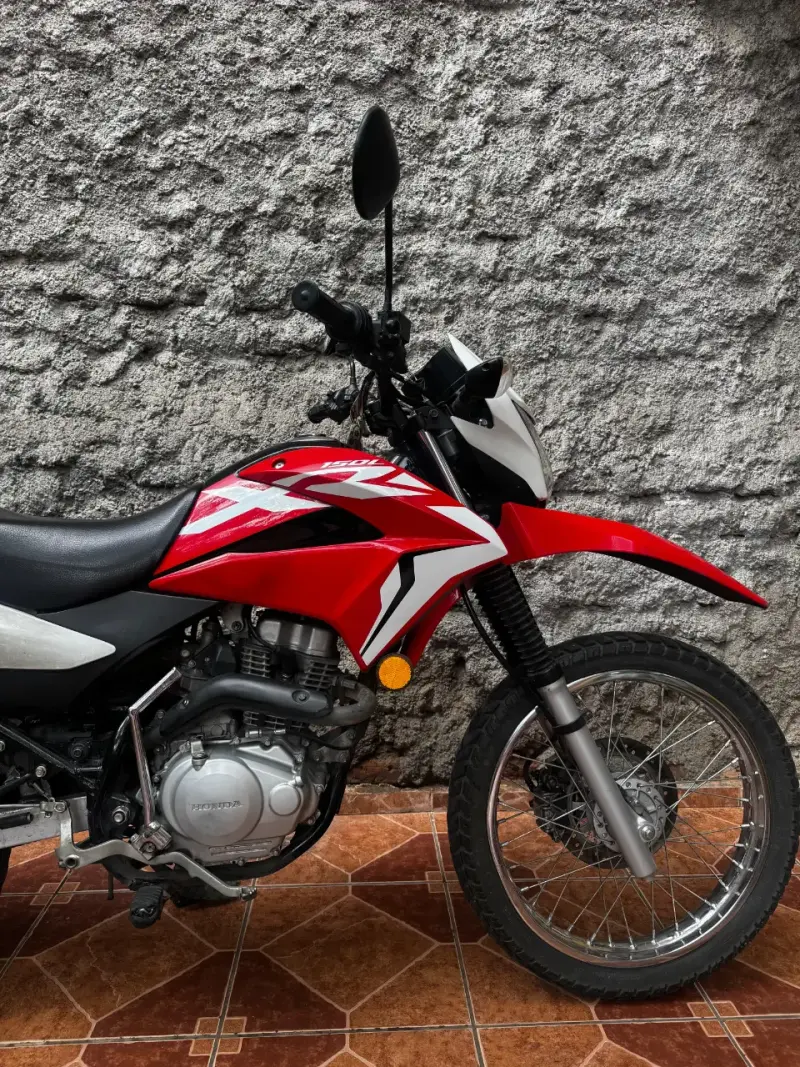 Moto Honda XR 150 2024 en buen estado - 3
