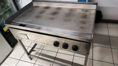 Plancha de cocina industrial de acero inoxidable - miniatura 2