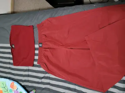 Conjunto de pijama rojo para mujer - miniatura 1