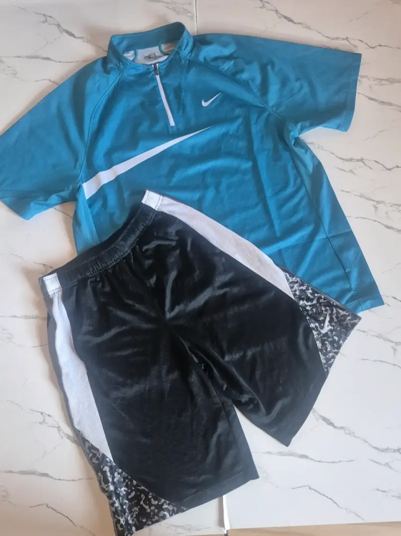 Conjunto deportivo Nike azul y negro para hombre - 2
