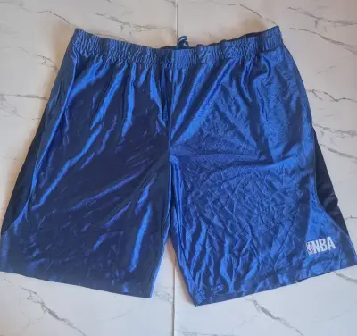 Shorts deportivos NBA azul para hombre - miniatura 1