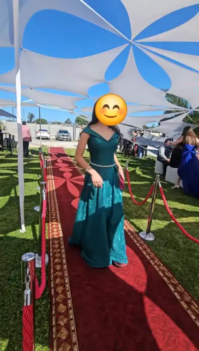 Vestido de fiesta largo verde esmeralda - miniatura 1