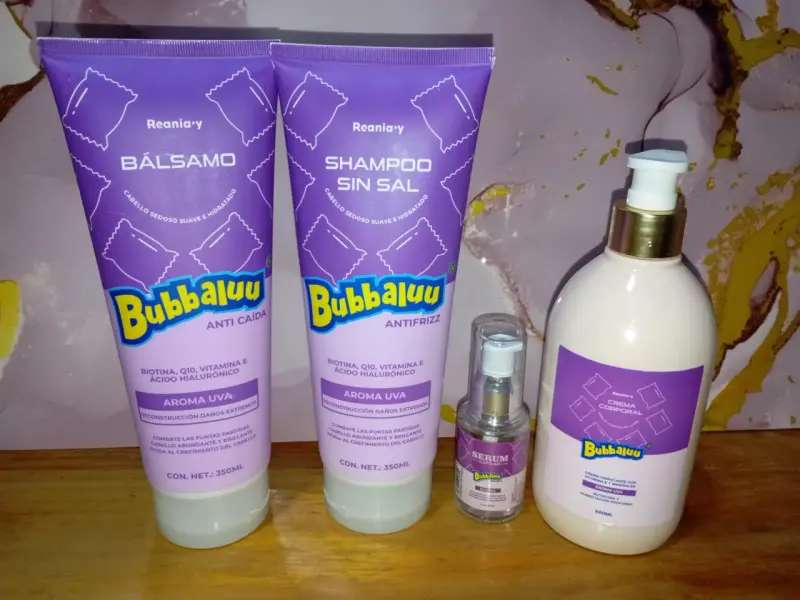 Set de cuidado capilar y corporal Bubbaluu aroma uva