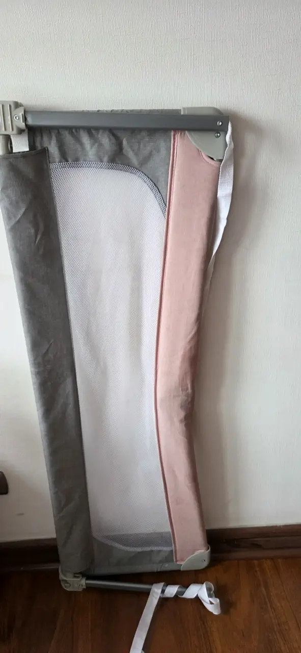 Baranda de seguridad para cama niños rosa y gris - 1