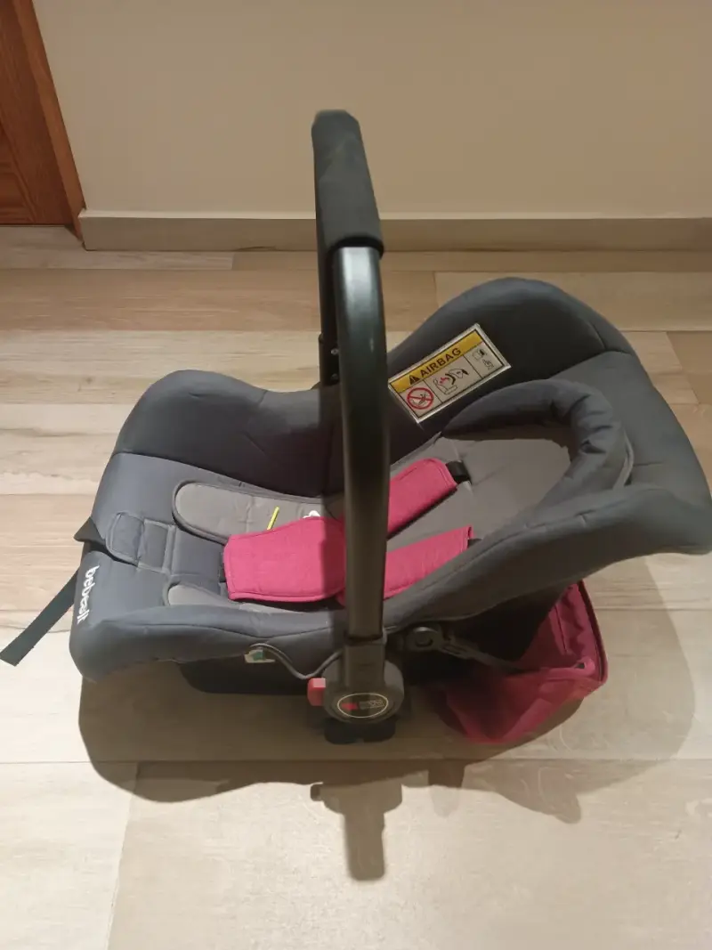 Silla de Auto Bebesit para Bebé en Buen Estado - 2