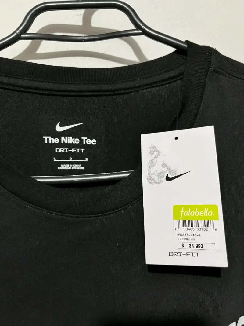 Polera Nike Dri-Fit Negra - 3