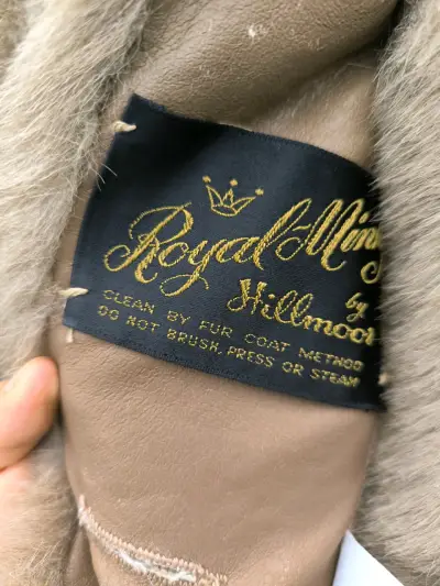 Abrigo de piel sintética Royal Mink beige - miniatura 2