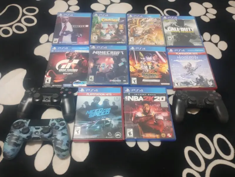 Lote de Juegos PS4 con Controles DualShock - 1