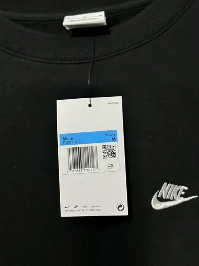 Polerón Nike negro para hombre talla M - miniatura 4