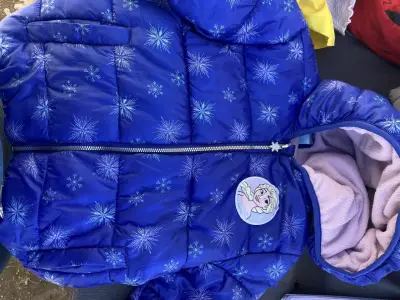 Conjunto de ropa infantil variada - miniatura 5