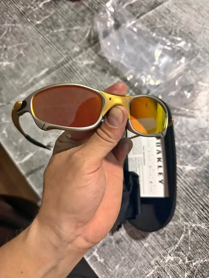 Lentes de sol Oakley Juliet metalicas
