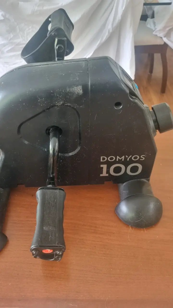 Pedalera estática Domyos 100 con pantalla