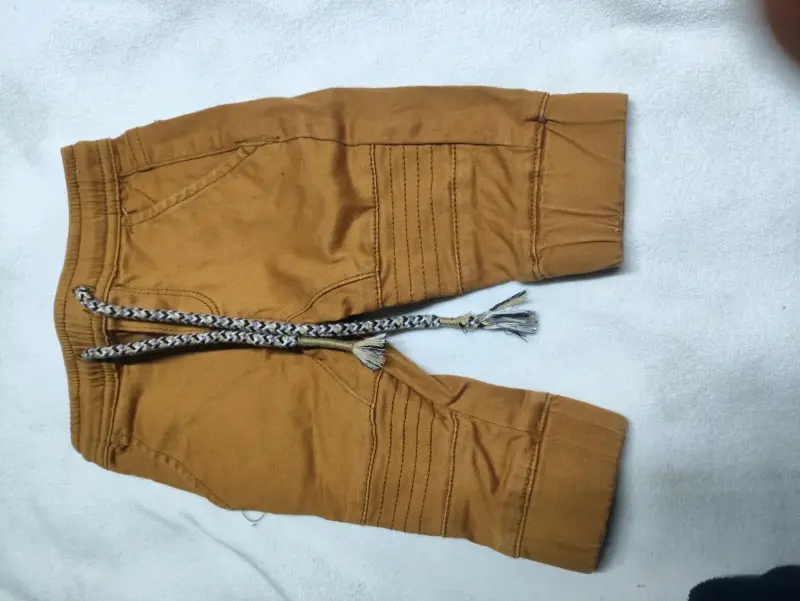 Jeans para bebe en varios colores - 2