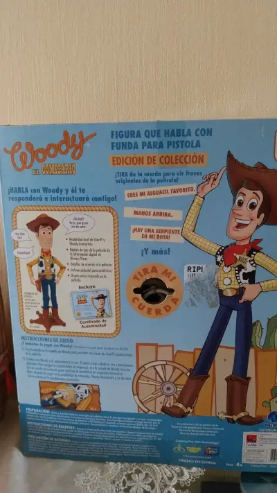 Figura interactiva Woody Toy Story edición de colección - miniatura 2
