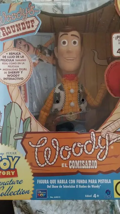 Figura interactiva Woody Toy Story edición de colección - miniatura 4