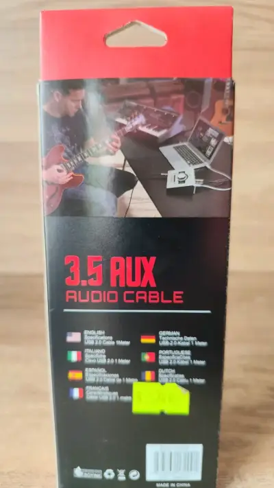 Cable de Audio Auxiliar 3.5mm Amarillo - miniatura 2