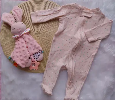 Conjunto de pijamas de bebé - miniatura 1